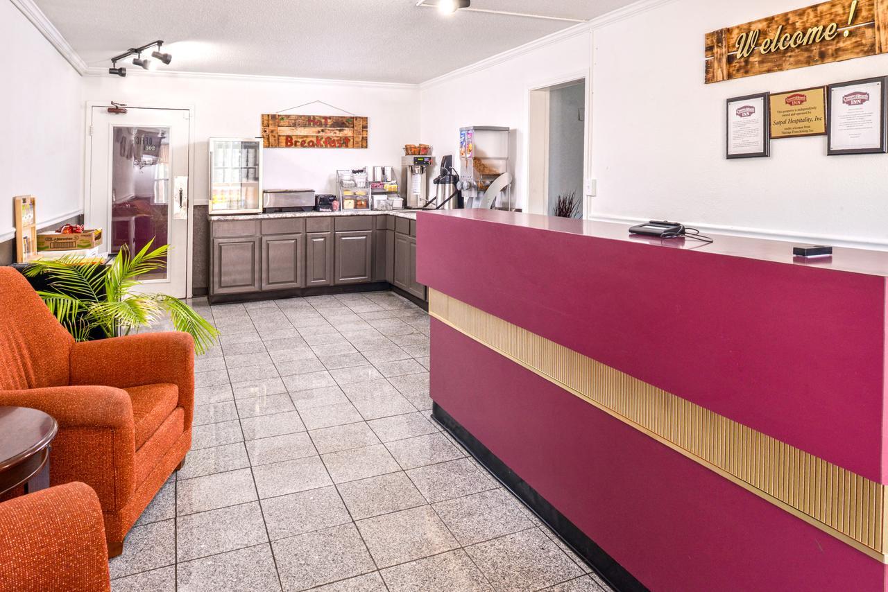 Country Garden & Suites-Benton Extérieur photo